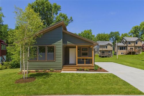 1035 Ohio Ave, Kansas City, KS, 66102-5215 | Card Image