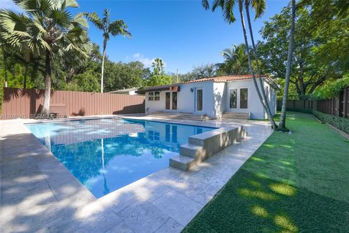 2441-2441 Swanson Ave, Miami, FL, 33133-3938 | Card Image