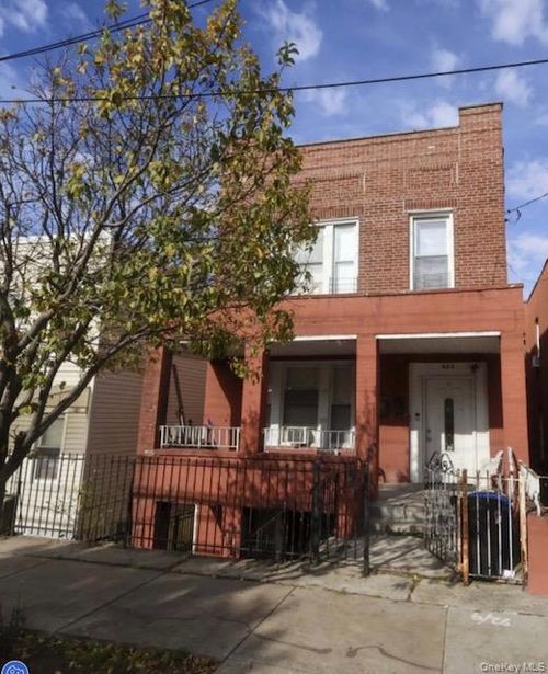 623 Baker Ave, Bronx, NY, 10460-2701 | Card Image