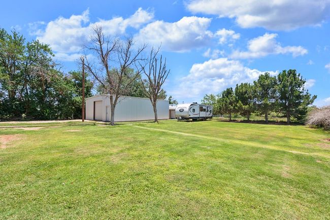 5612 E Midway Rd, House other with 3 bedrooms, 2 bathrooms and 4 parking in Big Spring TX | Image 12