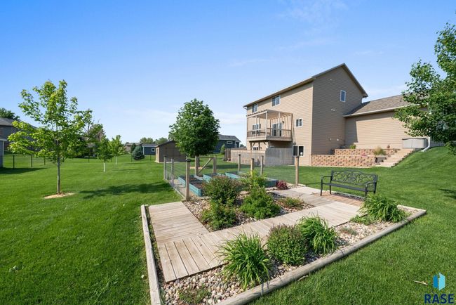 100 Oak Ave, House other with 6 bedrooms, 4 bathrooms and null parking in Crooks SD | Image 47