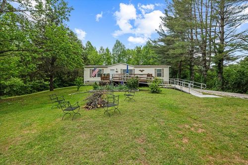 2061 Bolestown Loop, Alpine, TN, 38543-6441 | Card Image
