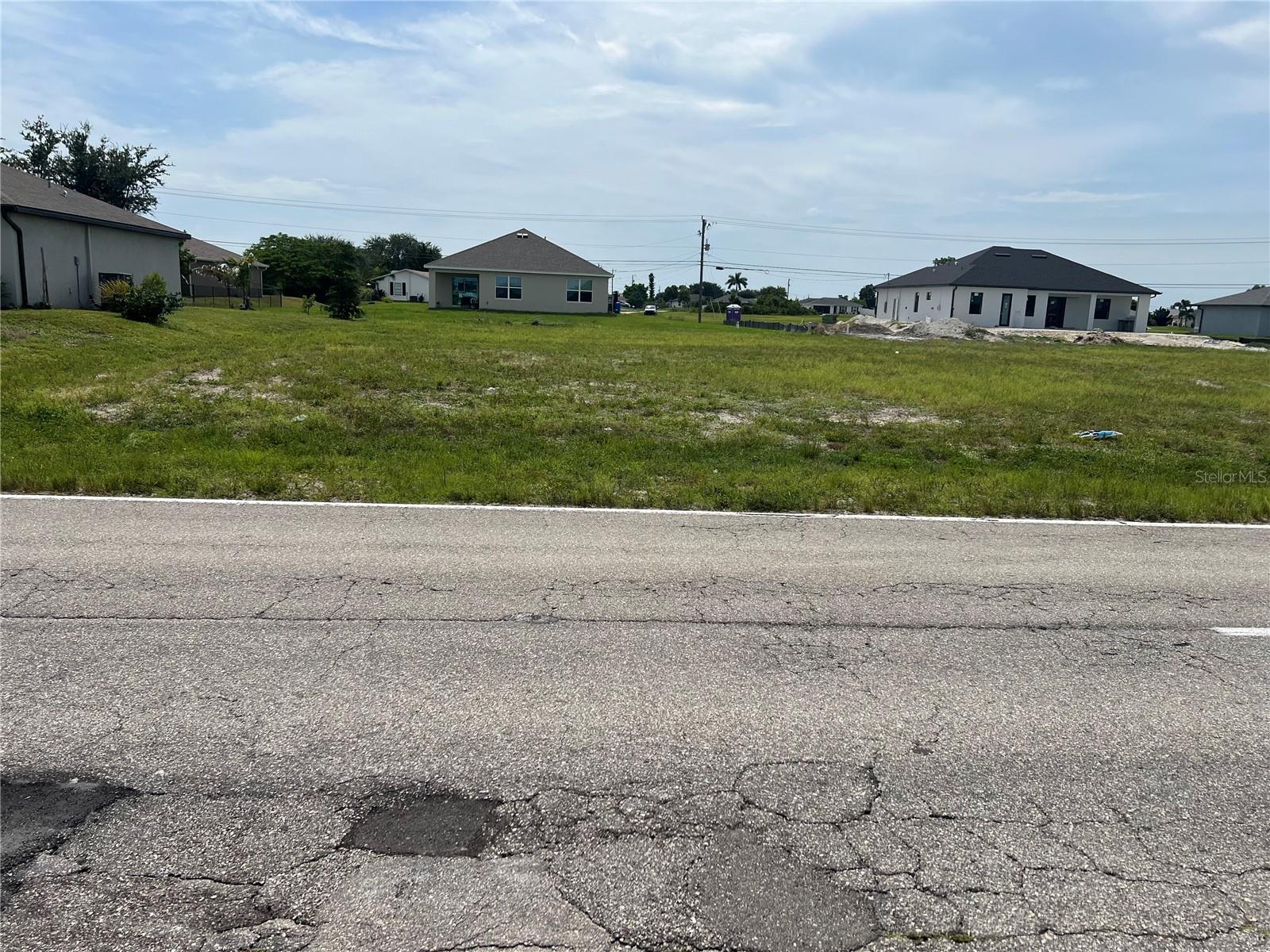 Land in CAPE CORAL
