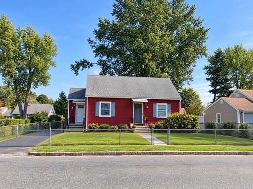 27 Stocker, Springfield, MA, 01129 | Card Image