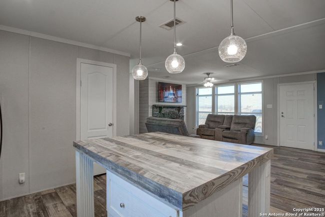 4817 W Fm 476, House other with 4 bedrooms, 2 bathrooms and null parking in Poteet TX | Image 13
