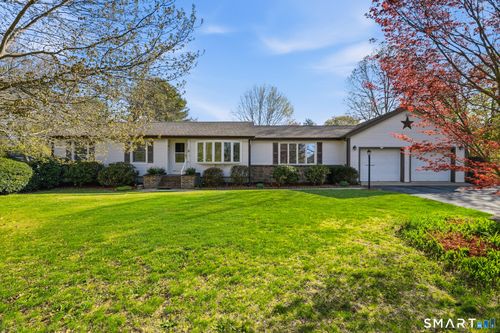 5 Sunset Dr, Old Lyme, CT, 06371-1144 | Card Image