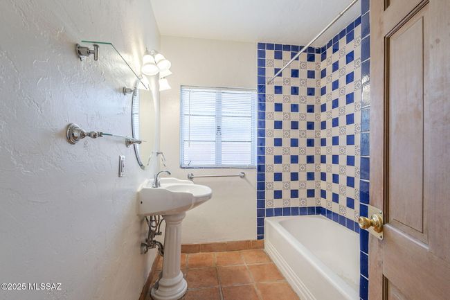 2920 E Mabel St (22) | Image 22