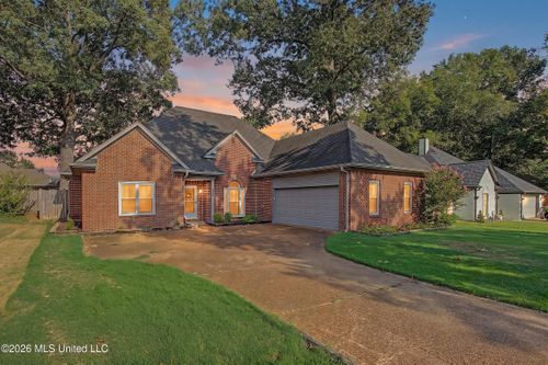 5960 Southridge Dr, Olive Branch, MS, 38654-3269 | Card Image