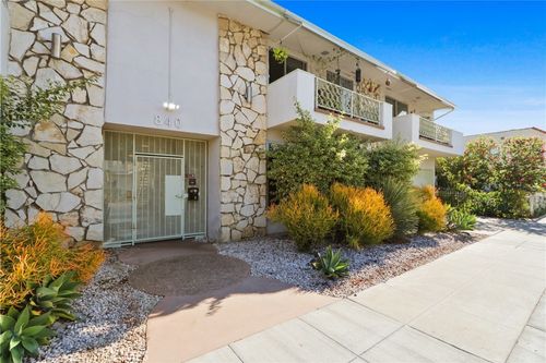 840 Cedar Ave, Long Beach, CA, 90813-4257 | Card Image