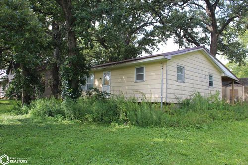 1205 Buddy Holly Pl, Clear Lake, IA, 50428 | Card Image