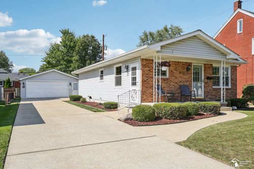 826 Waterloo Ave, Monroe, MI, 48161-1663 | Card Image