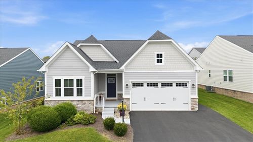 3015 Humbolt Pl, Valencia, PA, 16059-1112 | Card Image