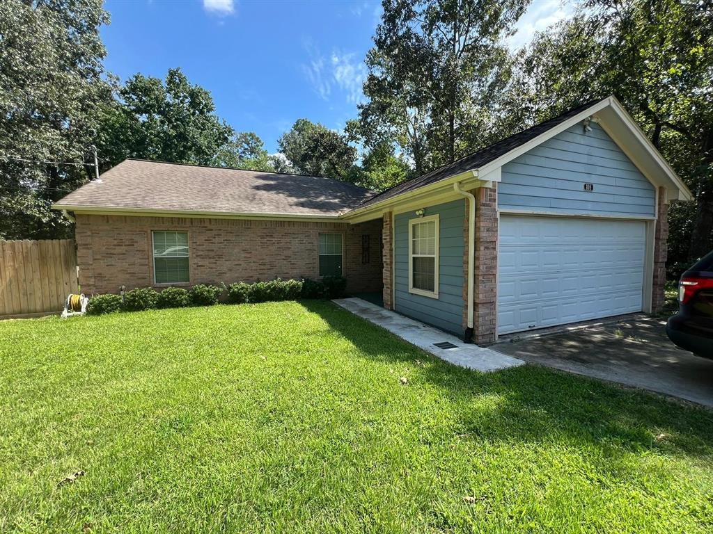 Cherokee Dr, Montgomery, TX 77316