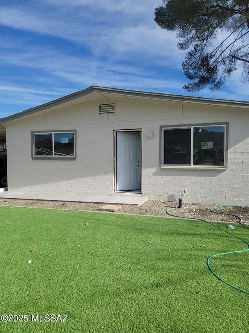 418 W Hartford Rd, Kearny, AZ, 85137-1231 | Card Image