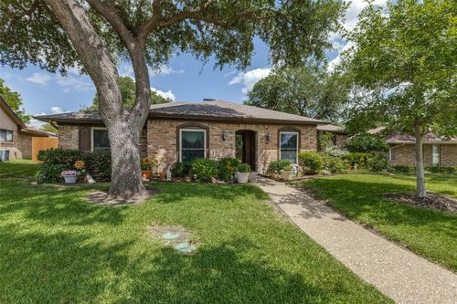3816 Roan Cir, Garland, TX, 75043-1921 | Card Image