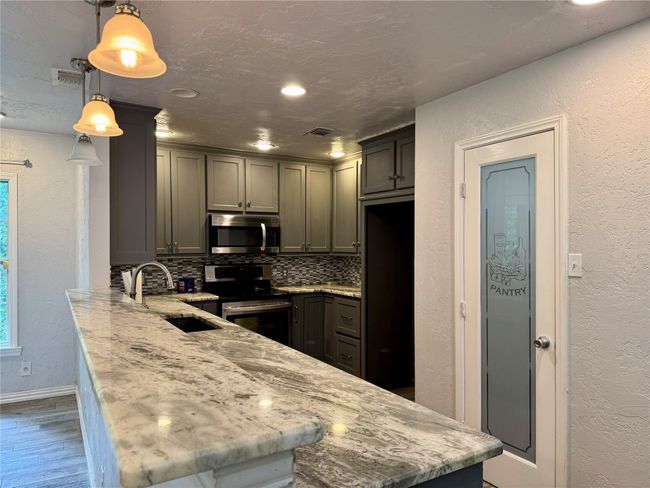2009 Hickory Tree Rd, House other with 3 bedrooms, 2 bathrooms and null parking in Balch Springs TX | Image 8