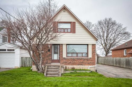 12 Coniston Rd, Scarborough, ON, M1L2J7 | Card Image