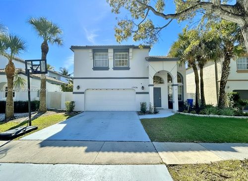 15826 Nw 11th St, Pembroke Pines, FL, 33028-1601 | Card Image