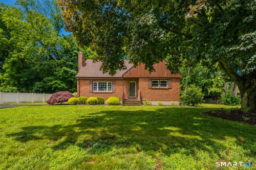 7 Olson Ave, Cromwell, CT, 06416-2135 | Card Image