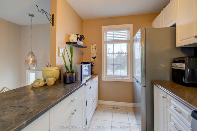 480 Country Club Dr, House attached with 2 bedrooms, 2 bathrooms and 2 parking in Bath ON | Image 9