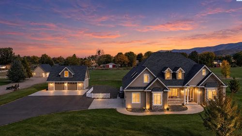 18705 S Quail Run Pr Sw, Prosser, WA, 99350-7806 | Card Image