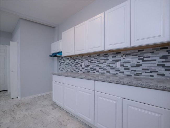 2703 Areba St, House other with 3 bedrooms, 2 bathrooms and 1 parking in Houston TX | Image 11