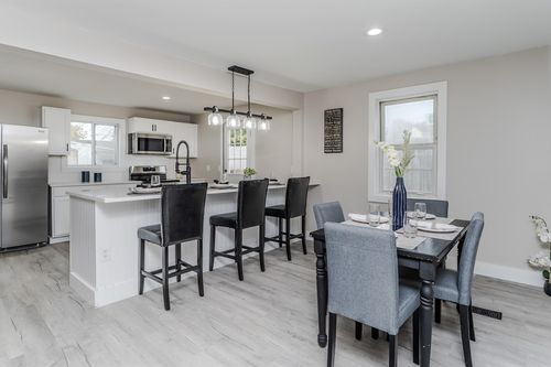 7 Webb Ct, Ware, MA, 01082-1411 | Card Image