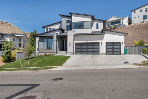 1924 W Oakridge Dr, Lehi, UT, 84048-6463 | Card Image
