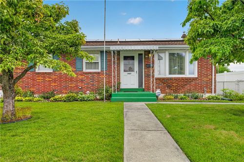 1407 E Livingston St, Allentown, PA, 18109-1533 | Card Image