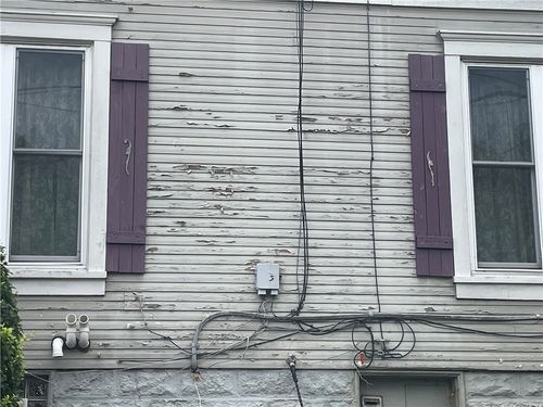999 Thompson Ave, Donora, PA, 15033-2145 | Card Image