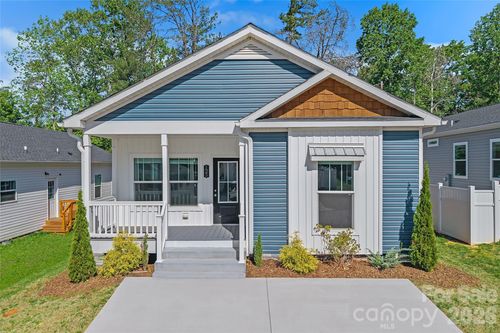 125 Bellamy Rd, Asheville, NC, 28806-0556 | Card Image