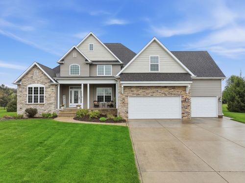 186 Buckskin Ln, Valparaiso, IN, 46383 | Card Image