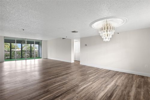 3940 Inverrary Blvd, Lauderhill, FL, 33319-4347 | Card Image