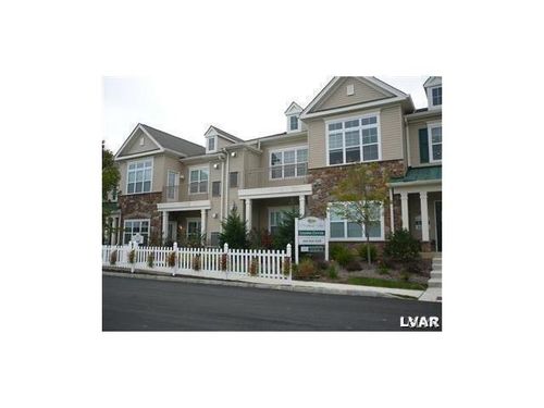 1055 Cetronia Rd, Breinigsville, PA, 18031-1681 | Card Image