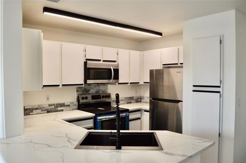 apt-1414-2320 Gracy Farms Ln, Austin, TX, 78758-2320 | Card Image