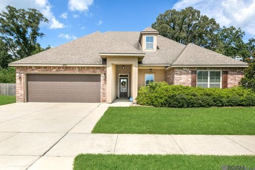 17499 Waterloo Dr, Baton Rouge, LA, 70817-5805 | Card Image