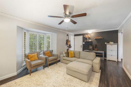 d-6007 Sandhurst Ln, Dallas, TX, 75206-4731 | Card Image