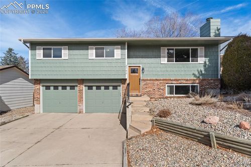 2750 Maroon Bells Ave, Colorado Springs, CO, 80918-1524 | Card Image