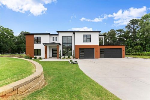 151 Point Rd, Hartwell, GA, 30643-3562 | Card Image