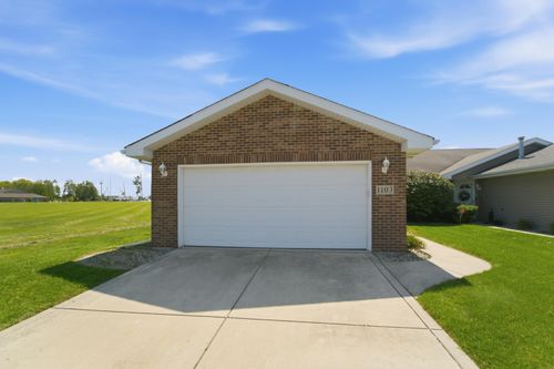 1103 W 84th Dr, Merrillville, IN, 46410-6252 | Card Image