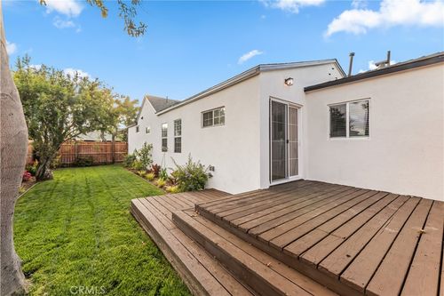 9716 Felton Ave, Inglewood, CA, 90301-3620 | Card Image