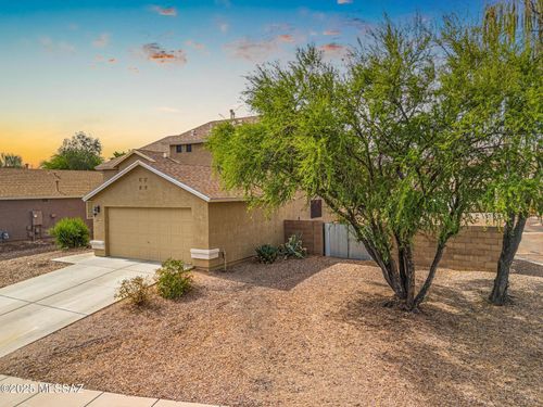 8750 E Mountain Spring Dr, Tucson, AZ, 85747-5659 | Card Image