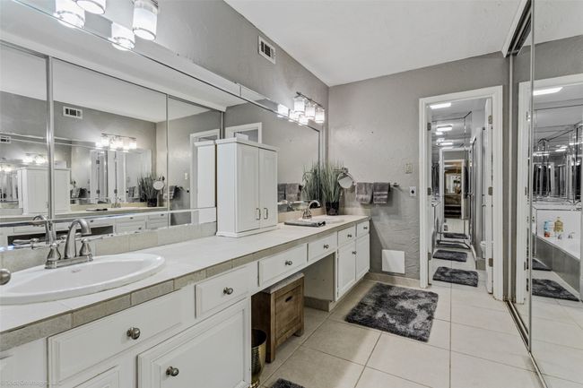 Primary ensuite bath | Image 18