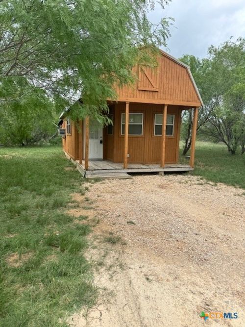 128 Hollow Pass Ln., Seguin, TX, 78155 | Card Image