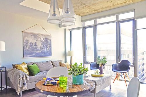 1406-95 Bathurst Street, Toronto, ON, M5V0H7 | Card Image