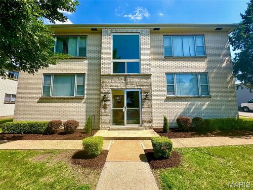 apt-2c-7422 Gravois Ave, Saint Louis, MO, 63123-4852 | Card Image