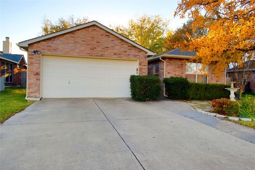 147 Southlake Dr, Rockwall, TX, 75032-4604 | Card Image