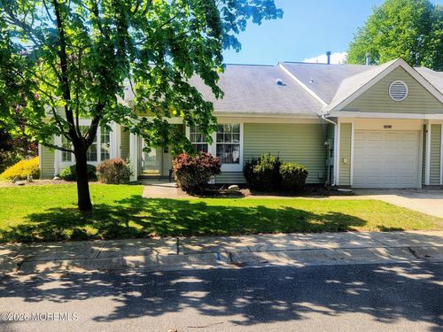 1082A Buckingham Dr, Manchester, NJ, 08759-5301 | Card Image