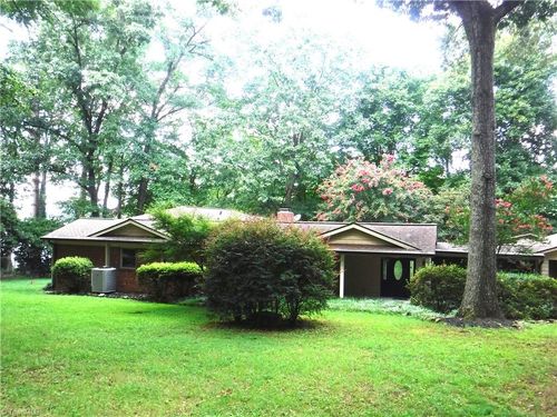 1498 Beckner Rd, Lexington, NC, 27292-8882 | Card Image