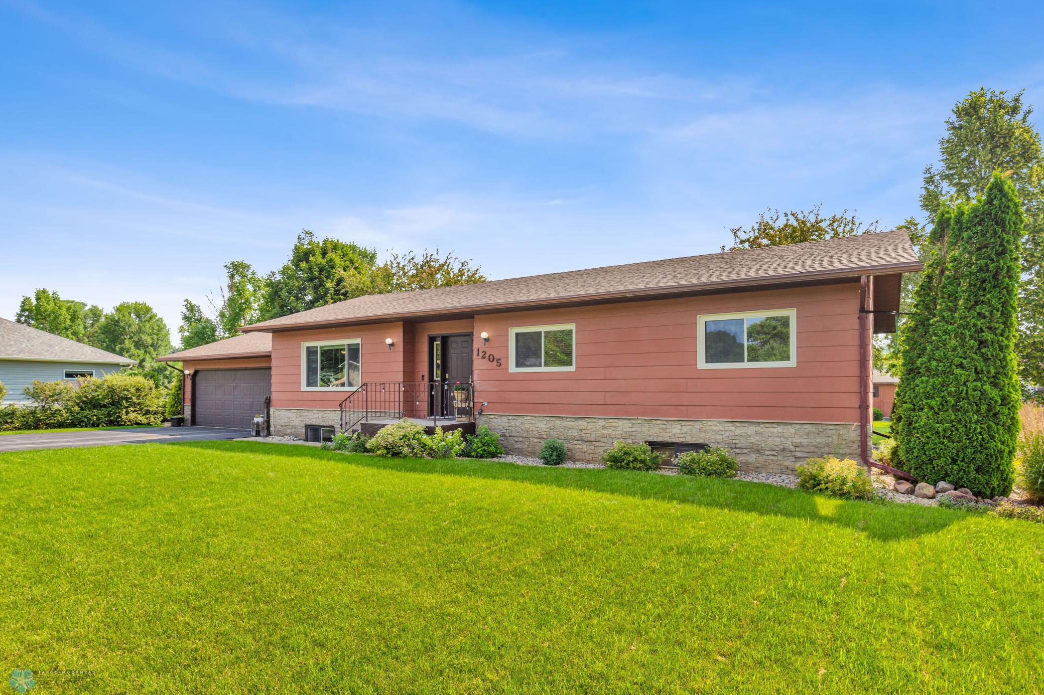 Broadway St, Lisbon, ND 58054